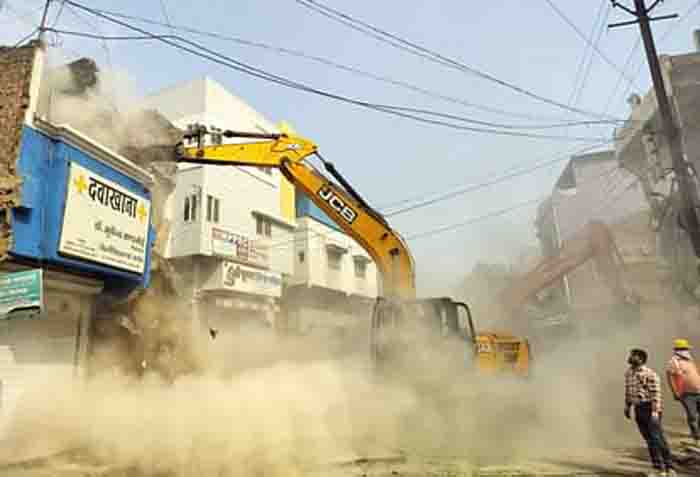 corporations bulldozerwent road widening