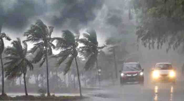 It will rain with strong storm in chhattisgarh