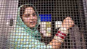 High court recalled the wife of crpf jawan going to pakistan