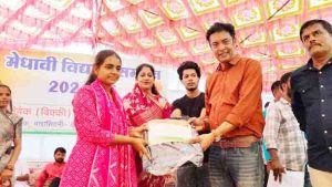 MLA gave shield and certificate to meritorious students