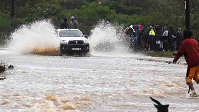 Strong rain in mumbai, reached monsoon 12 days ago in chhattisgarh