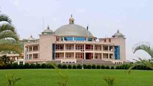 The stir to form government in manupur,bjp mla met rajpal