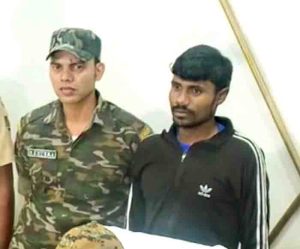 500000 prize naxalite hirma caught