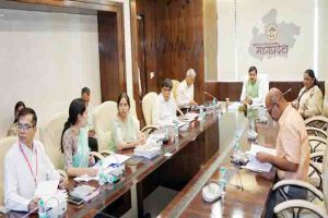 Provide hostels for working women in all cities-cm