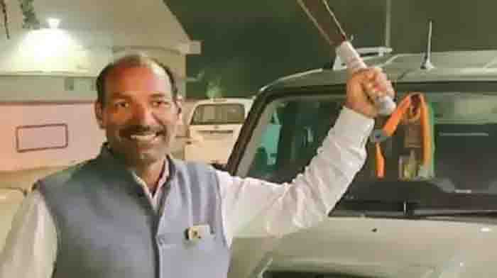 BJP leaders who have ties on highway out of jail,now search for women