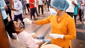 Attention kovid -19 reached india to scare again