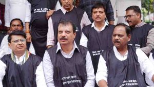 Immediately dismiss the minister who insults the army-madhu