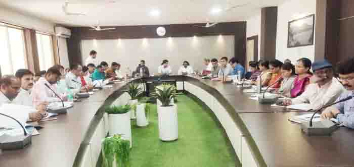 School balaghat returned the highest amount to parents