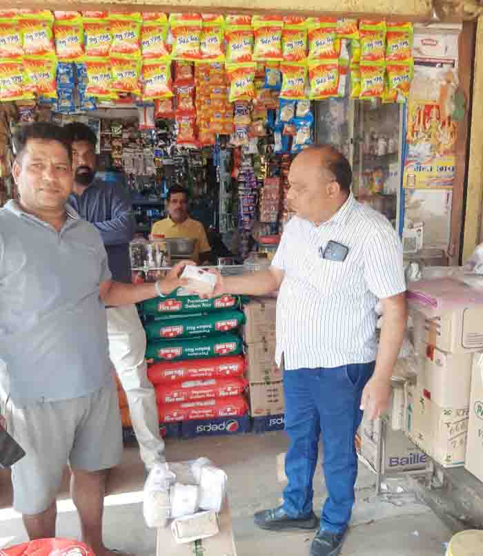 Thackeray grocery stores sealed on selling expired goods