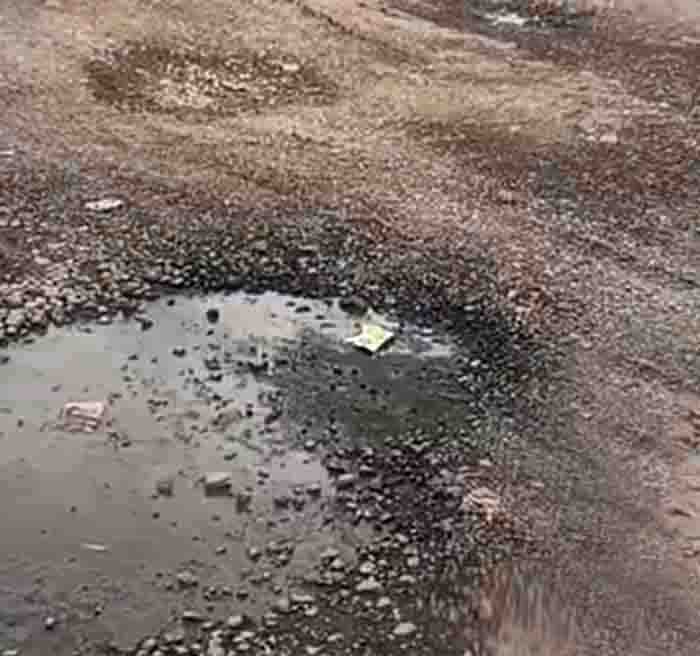 balaghats-only-bypass-died-4-km-road-dilapidated
