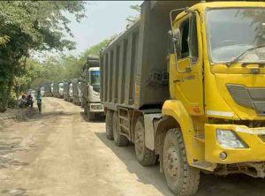 Villagers upset due to blowing ash in korba,mine stopped, demand for work shutdown