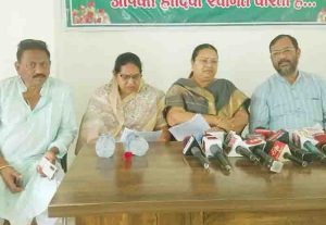 Congress,BEO DEO will surround the office against rationalization