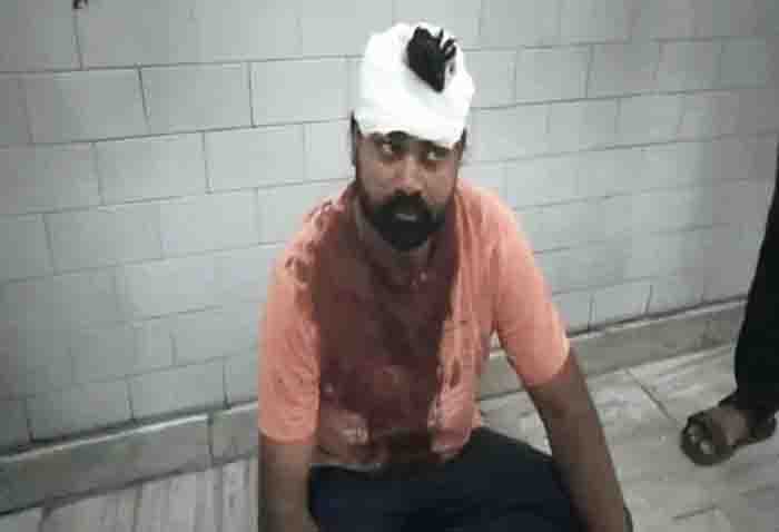 The villagers beat up the power workers as thievs