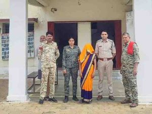 Wife murdered husband in balaghat, weapons thrown in well