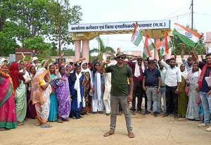 Demonstration when thousands of trees are cut for rice mill in balaghat