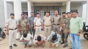 Five accused arrested for stealing diesel from truck