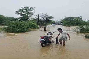 Baloda bazar transformed in to an island with populationof 600