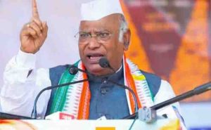 Chhattisgarh has a government of slaver,not double engine-khadge