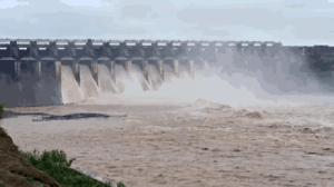 Rain of rain in mp and cg ,nine gates of bargi dam opened,narmada baurai in mandala