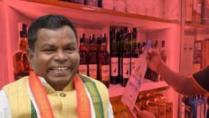22 Officials involved in liquor scam suspended