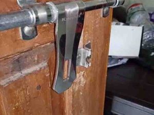 Fore locks broken in balaghats aaram smart city