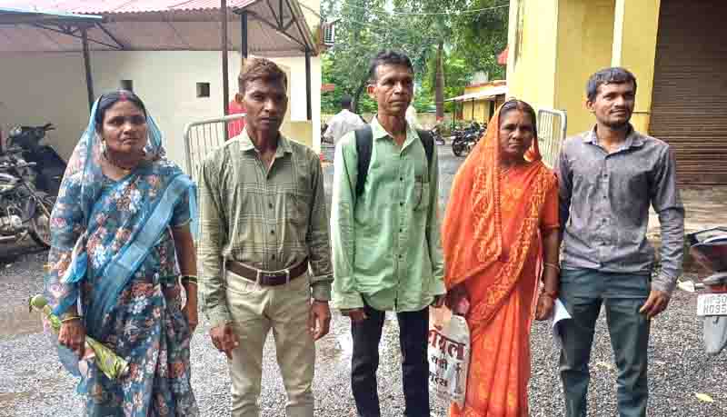 Daughter marries another caste youth,father excluded from society
