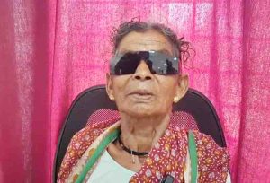 Police conducted an operation of the eyes of naxalite sangeetas mother