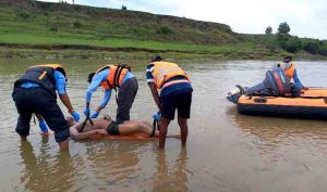 The body of the three youth immmersed in the ven ganga river found