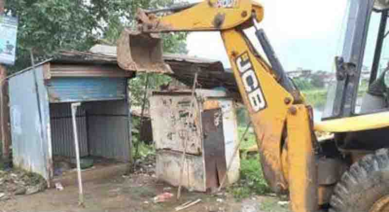 Encroachment removed along the devi pond in water ganga campaign