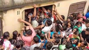 Train run rewa only one day due to crowd