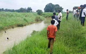 14 year old child was shes in the river in mauganj